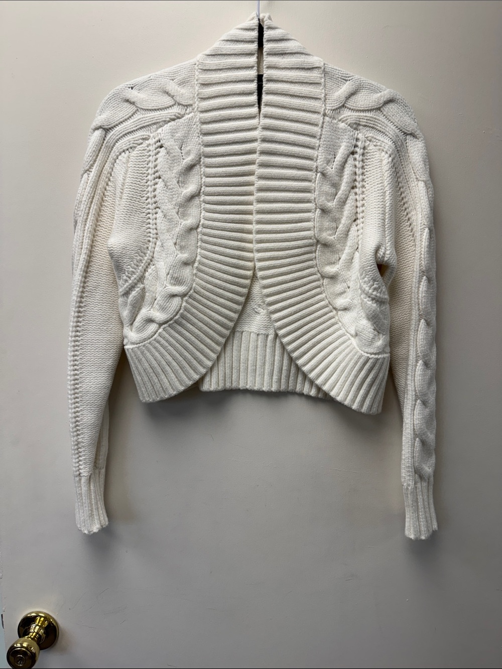 White House Black Market Ivory Cable-Knit Cropped Shawl Cardigan